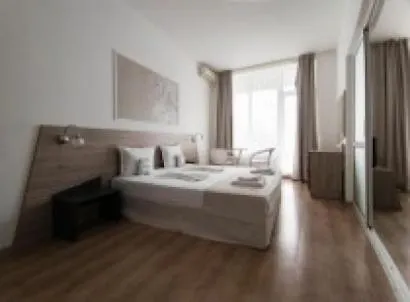 Apartment Silver Beach Byala - първа линия, морска панорама *
