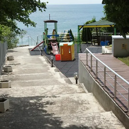 Silver Beach Byala - първа линия, морска панорама *